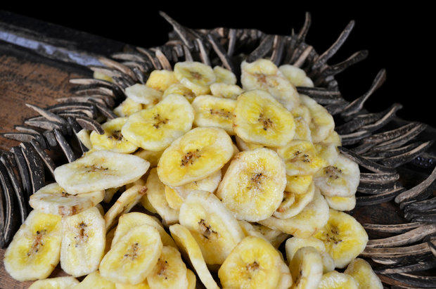 groot Noord Amerika alleen Papegaaienvoeding gedroogde banaan 150 gram - Dieca De Specialist in  Papegaaien
